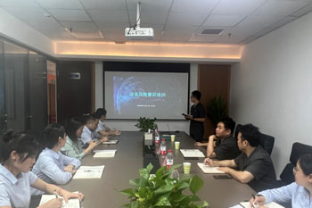 與法同行 護(hù)企成長||武陵區(qū)人民法院審判委員會來我司進(jìn)行普法宣傳